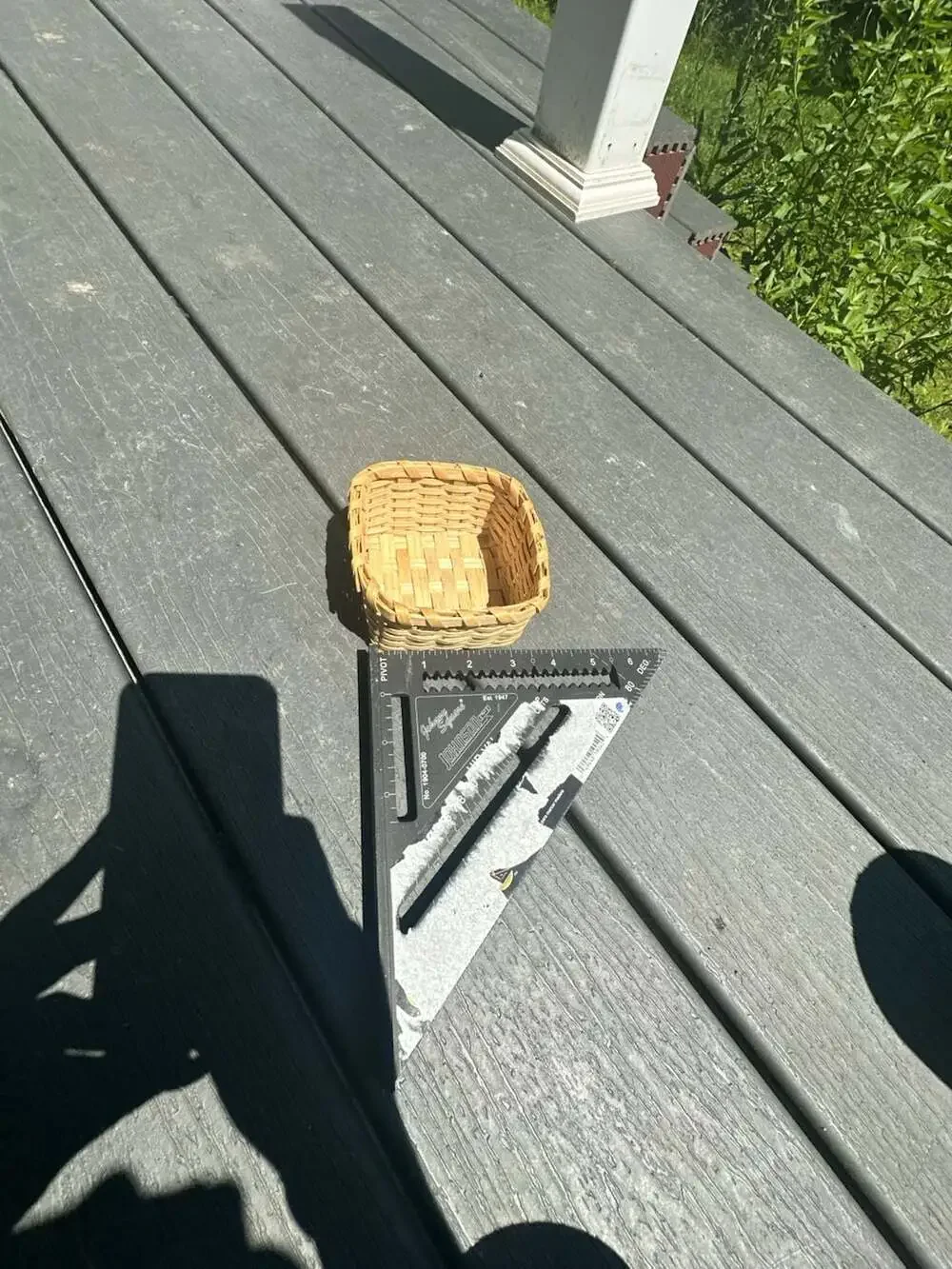Small Square Woven Wood Splint Storage Basket with 'B' Logo